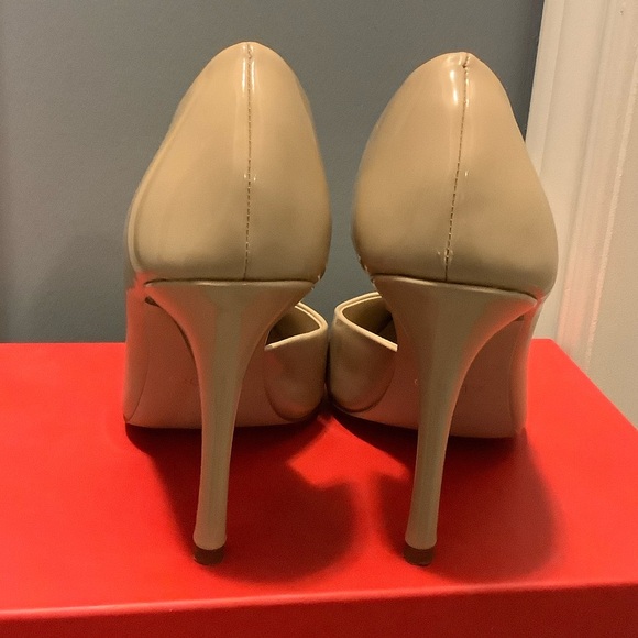 Aldo Classic Beige Heels - Picture 2 of 4